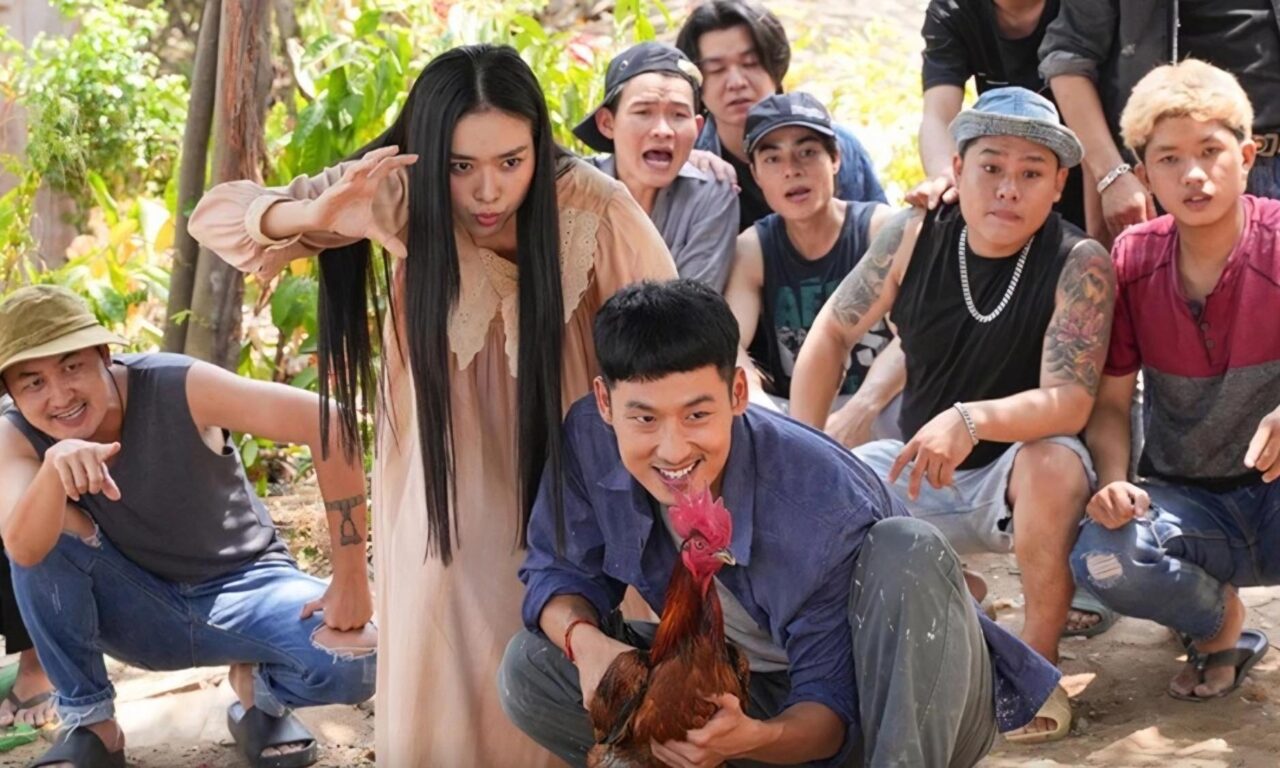Poster of Làm Giàu Với Ma
