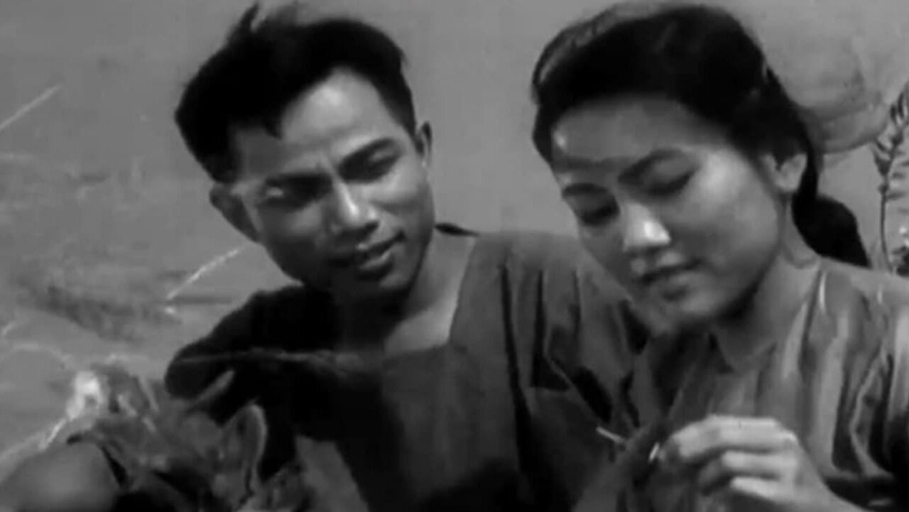 Poster of Chung Một Dòng Sông
