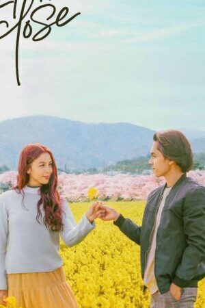 Xem phim Ôm Em Thật Chặt - Hold Me Close (2024)